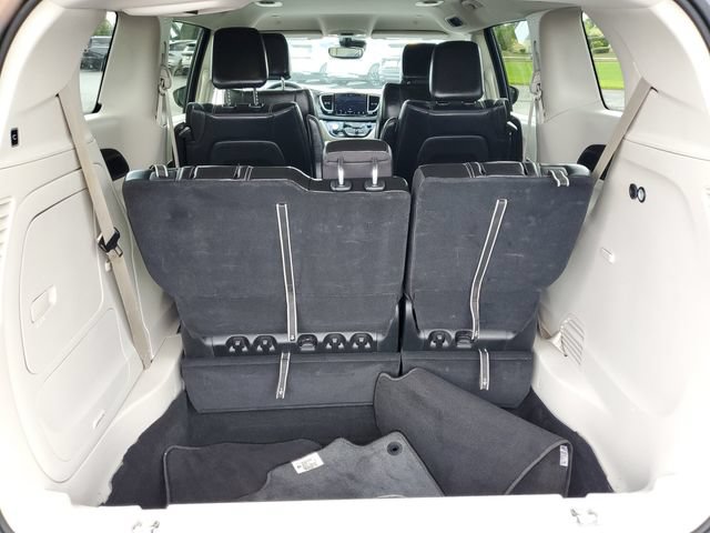 Used 2024 Chrysler Pacifica Limited FWD image 37
