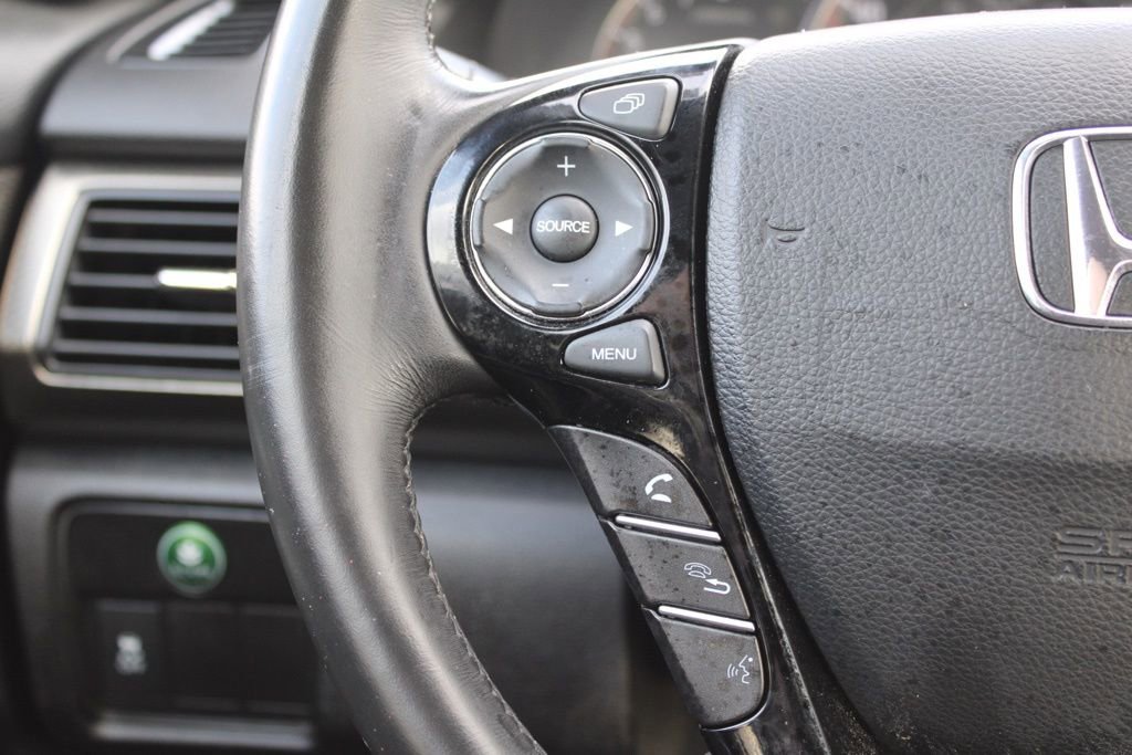 Used 2017 Honda Accord EX-L image 25