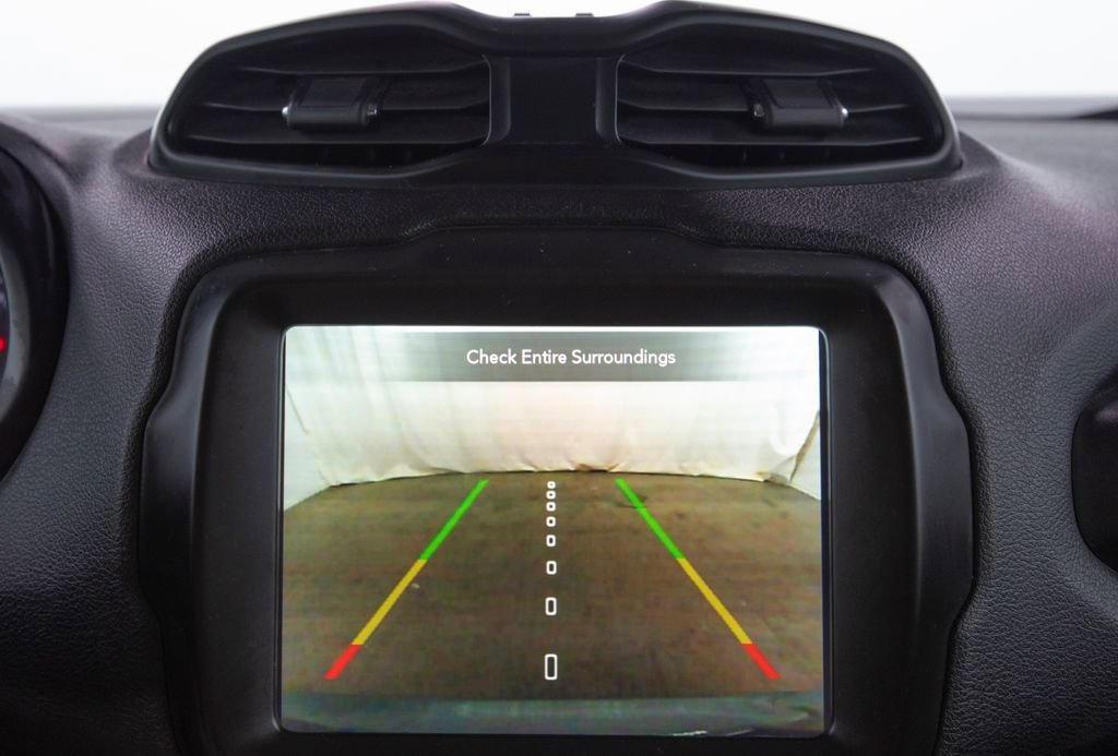 Used 2023 Jeep Renegade Latitude AWD/4WD image 25