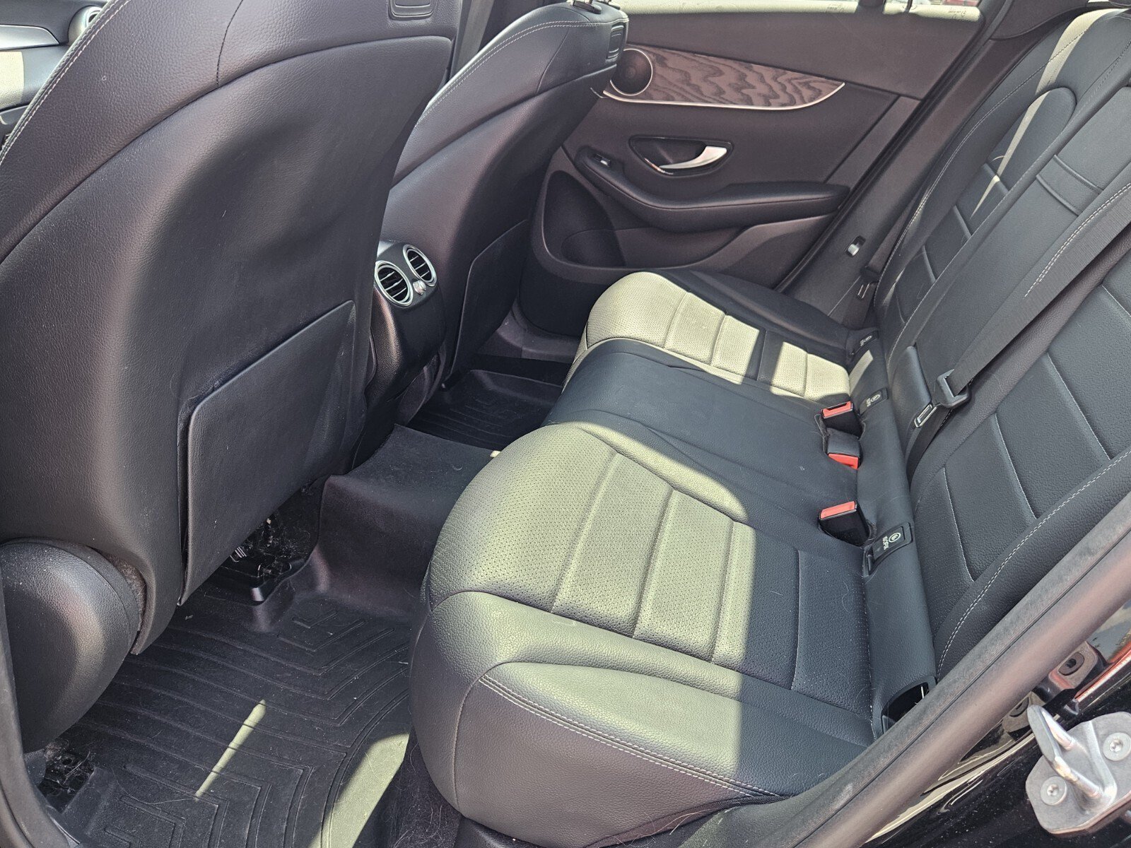 Used 2018 Mercedes-Benz GLC 300 image 11