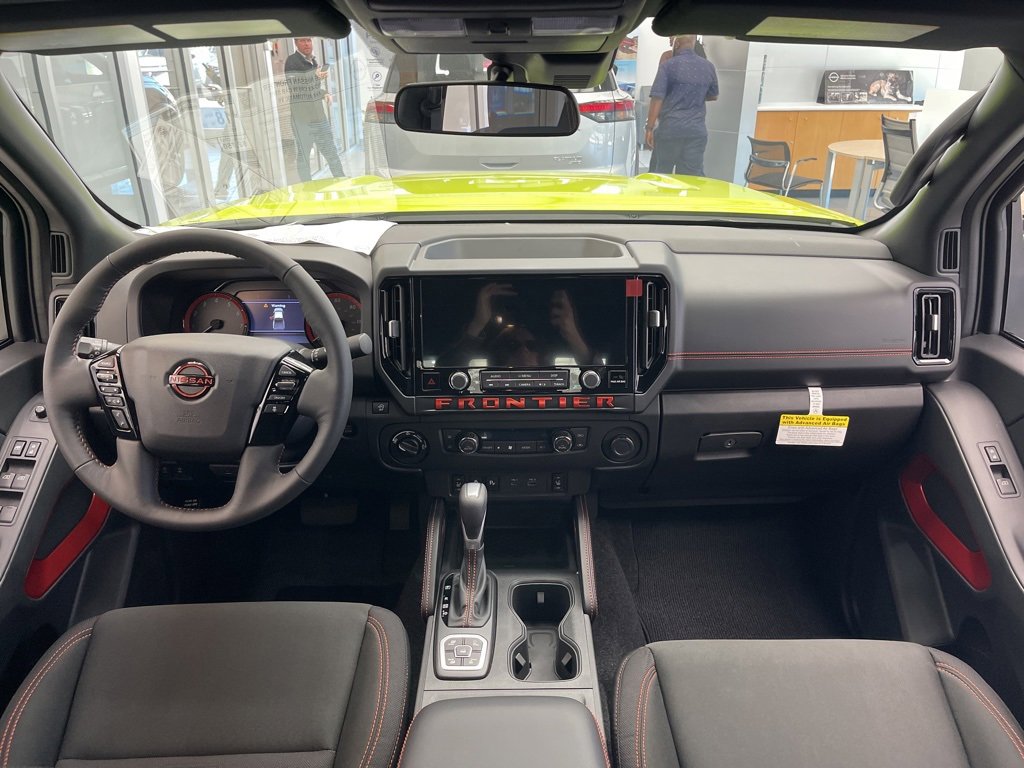 New 2026 Nissan Frontier PRO-4X w/ Pro-4x Convenience Package image 7