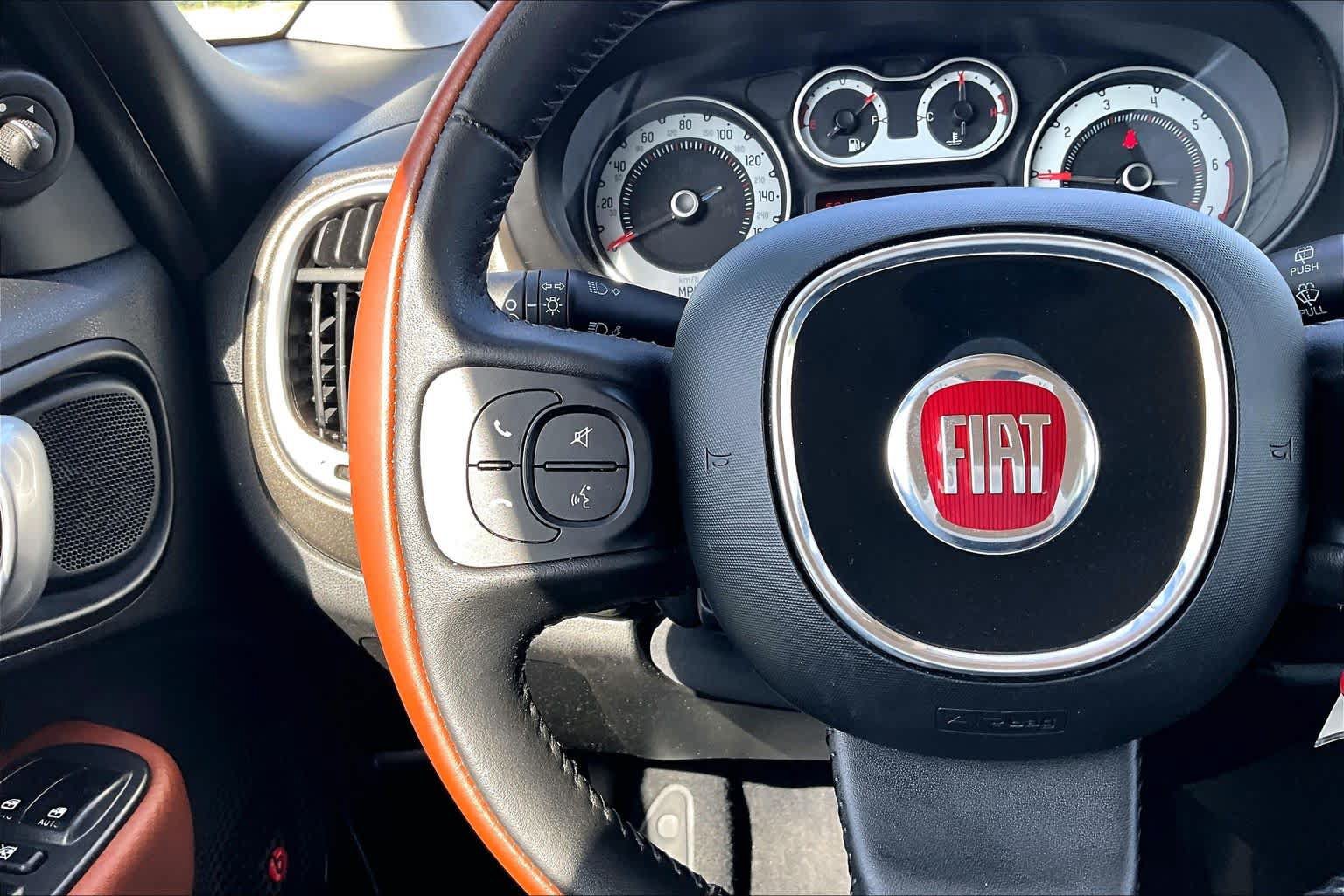 Used 2016 FIAT 500L Trekking FWD image 22