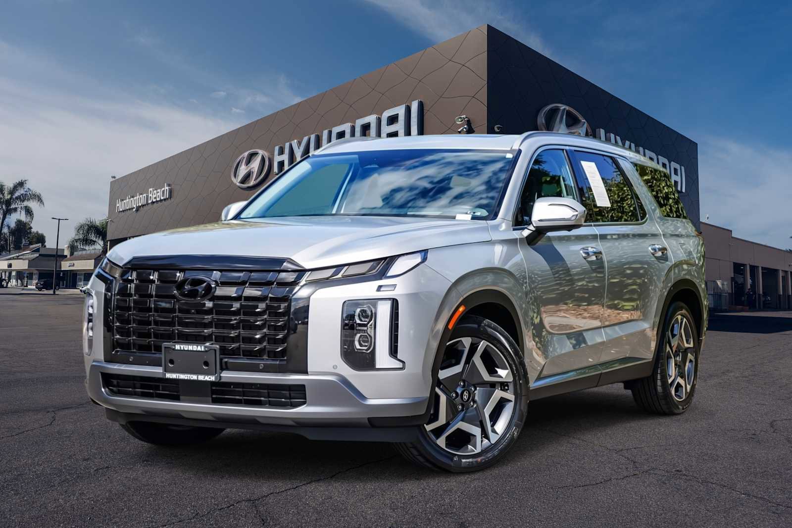 Used 2023 Hyundai Palisade Limited w/ Cargo Package