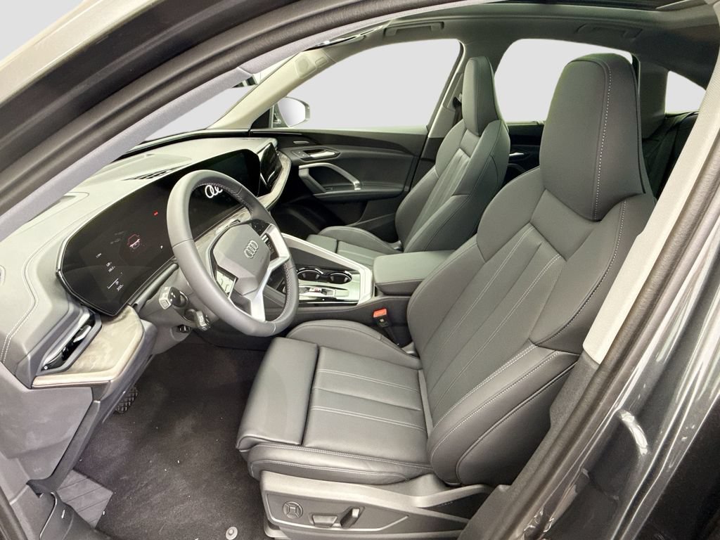Used 2025 Audi Q5 Premium Plus w/ Premium Plus AWD/4WD image 19