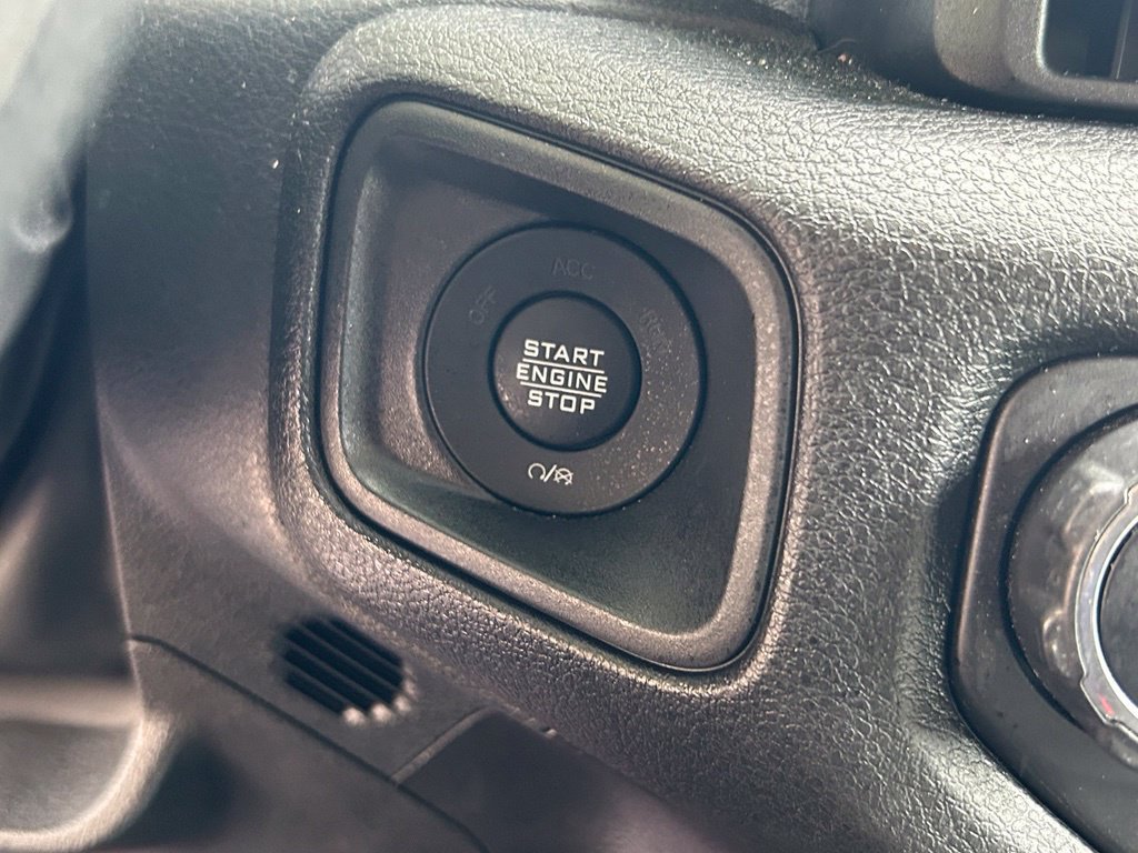 Certified 2024 Jeep Gladiator Sport AWD/4WD image 41