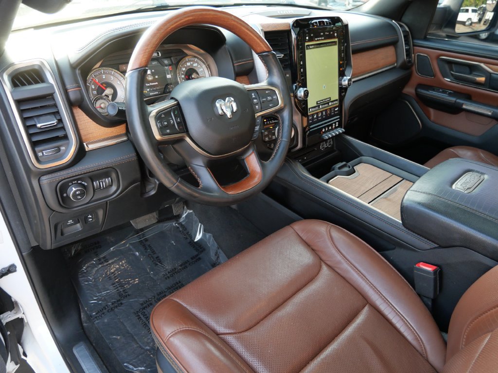 Used 2019 RAM 1500 Laramie Longhorn AWD/4WD image 3