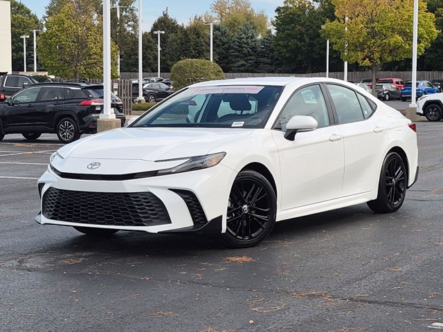 Certified 2026 Toyota Camry SE FWD image 2