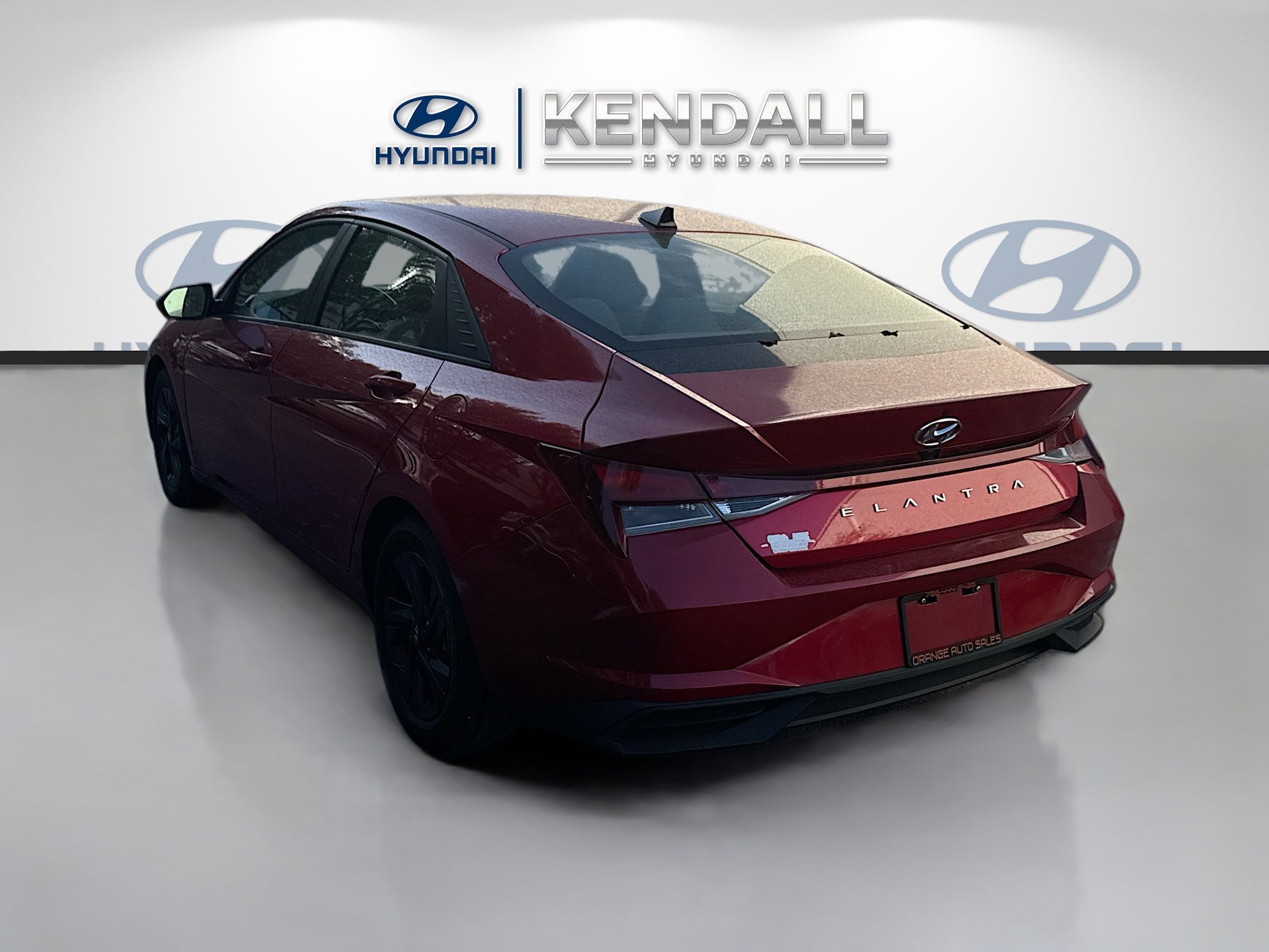 Used 2023 Hyundai Elantra SEL image 4
