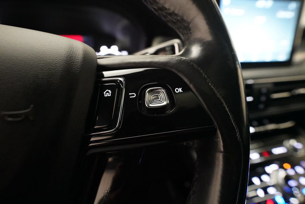 Used 2020 Lincoln Corsair AWD w/ Luxury Package image 19