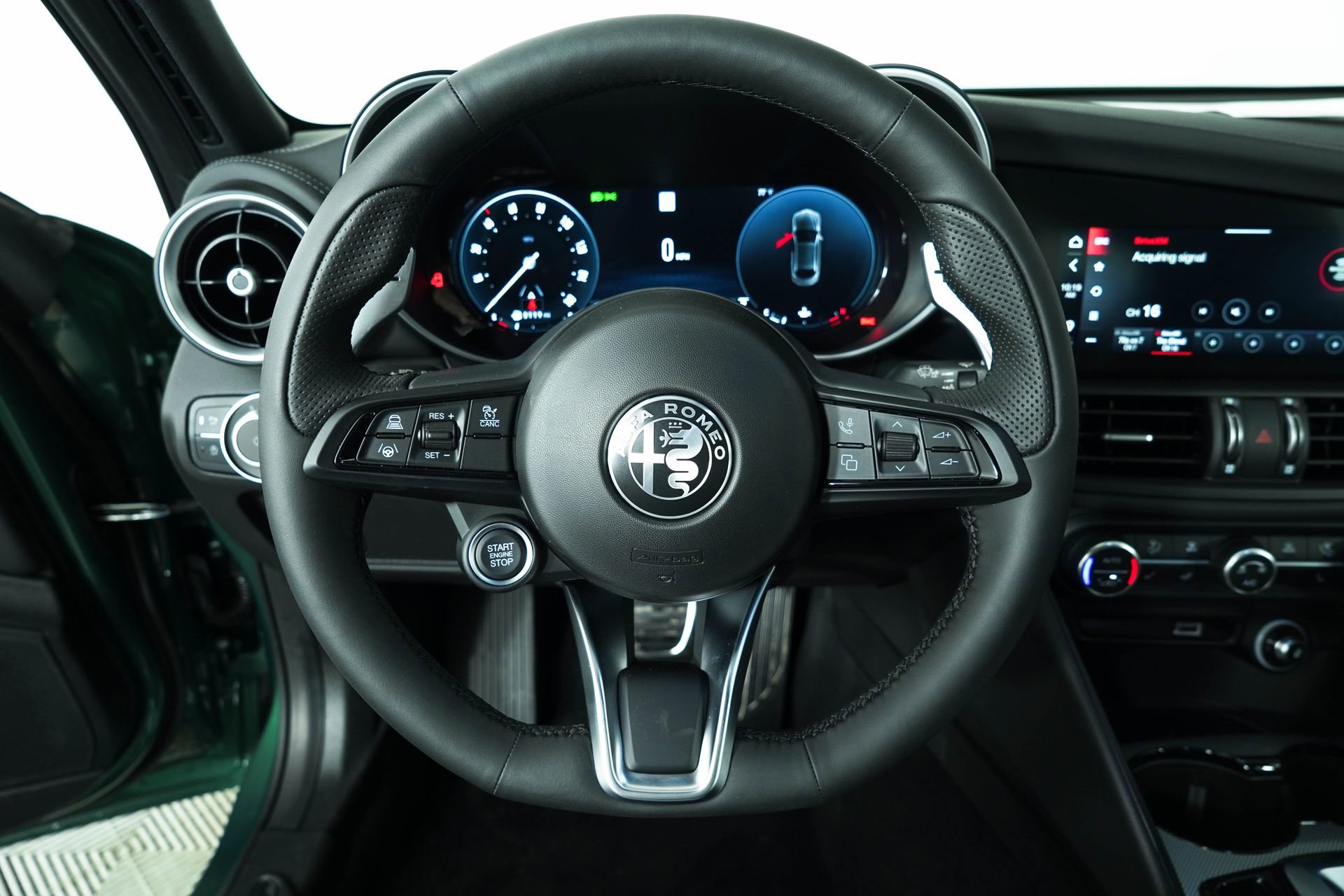 New 2025 Alfa Romeo Giulia image 37