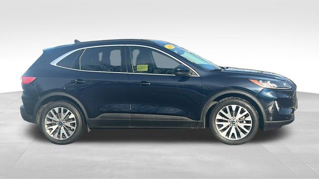 Used 2021 Ford Escape Titanium image 14