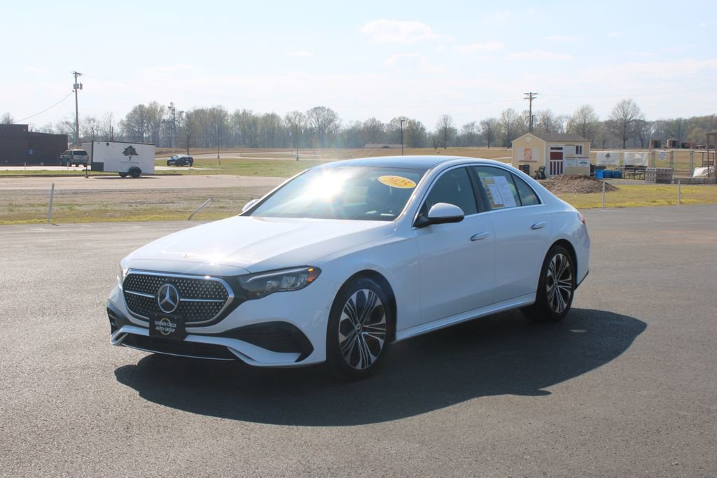 Used 2025 Mercedes-Benz E 350 Sedan image 4