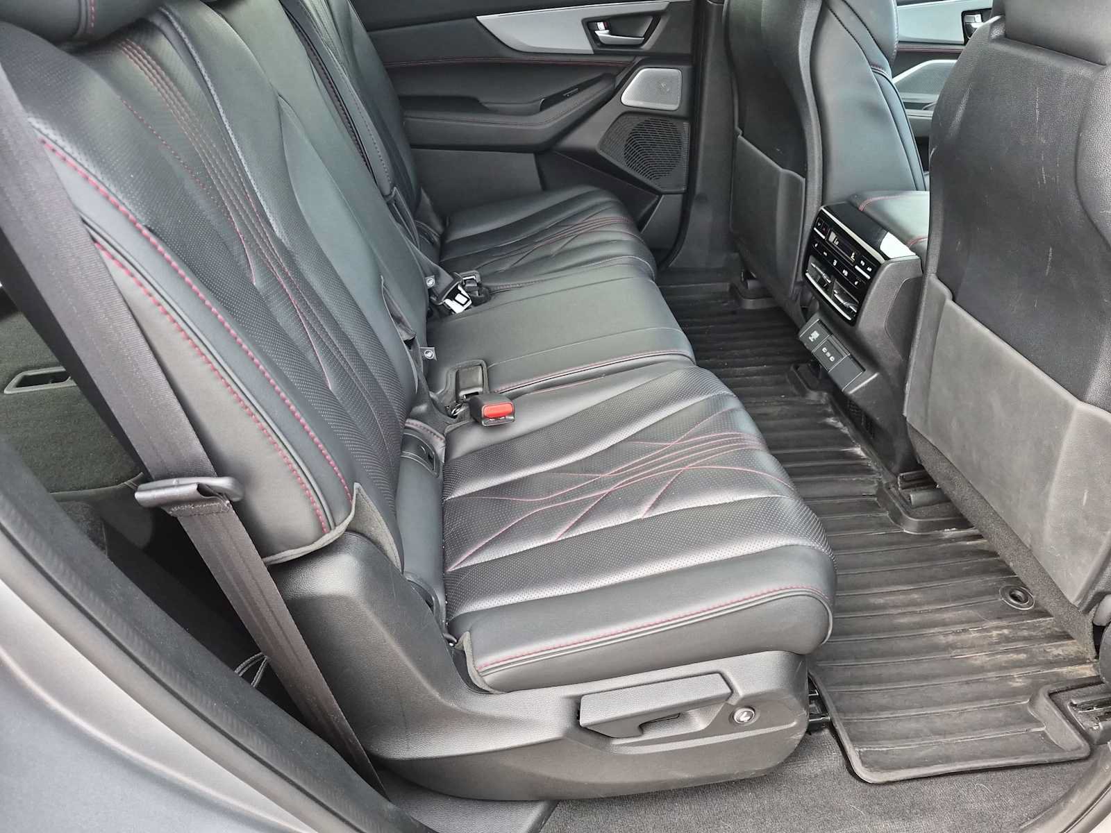 Used 2025 Acura MDX A-Spec w/ Advance Package AWD/4WD image 21