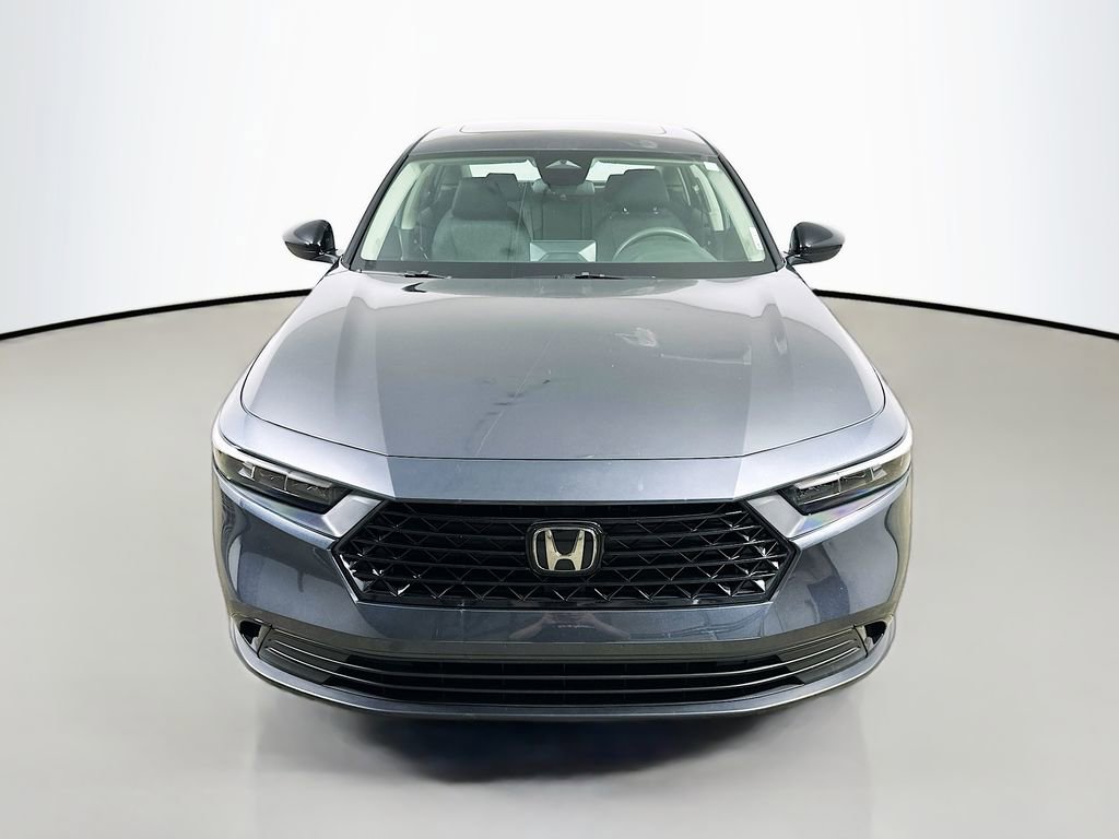 Used 2025 Honda Accord SE image 2