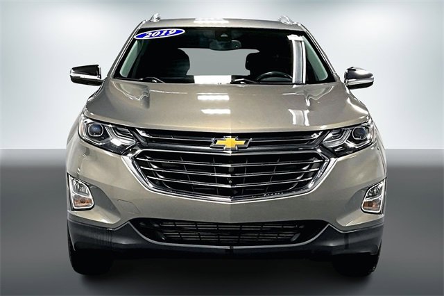 Used 2019 Chevrolet Equinox Premier image 2
