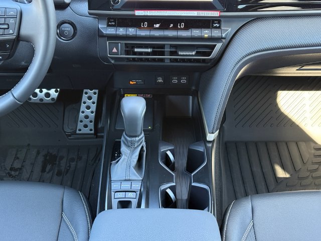 New 2026 Toyota Camry SE w/ Convenience Package FWD image 17