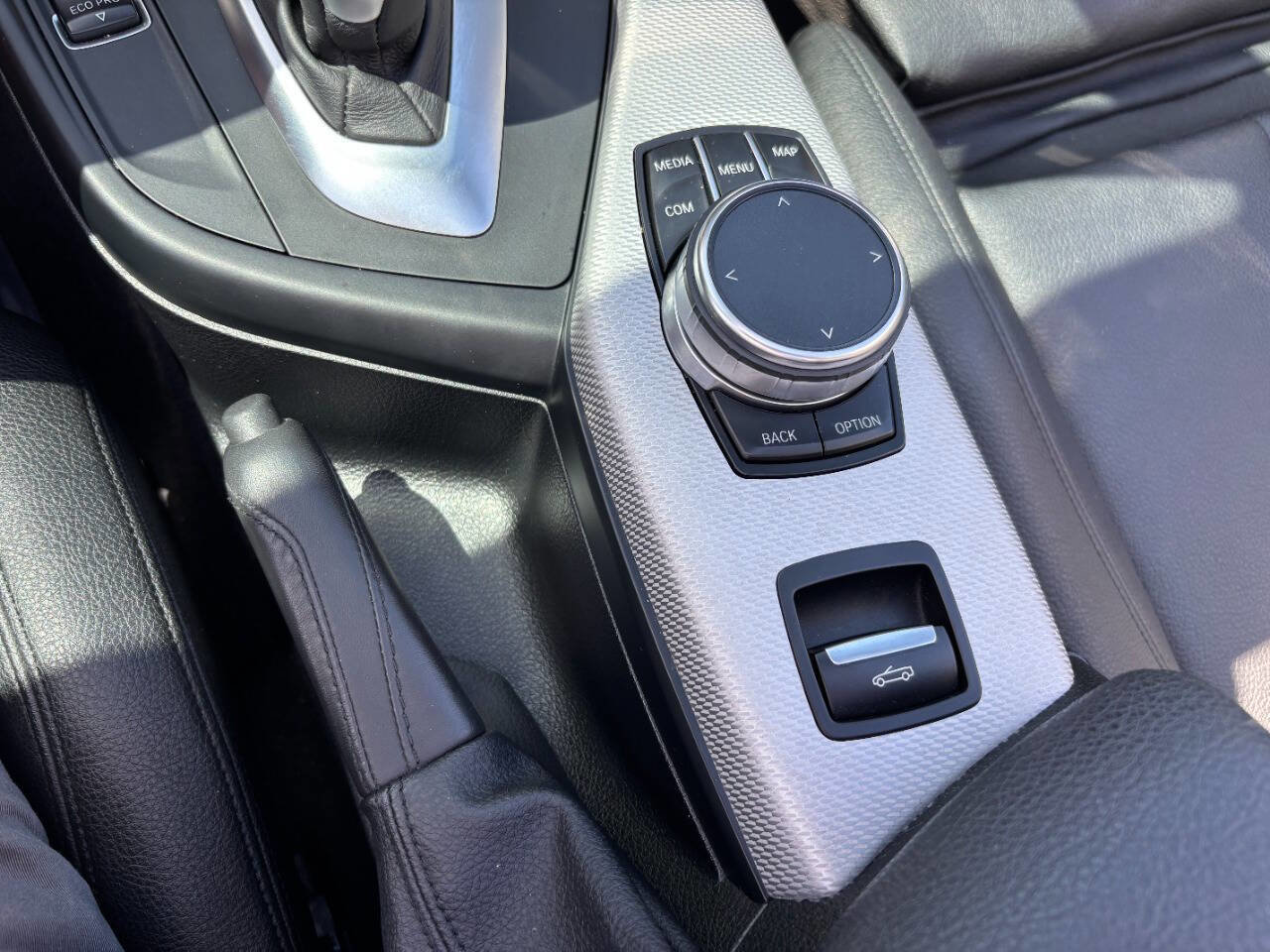 Used 2018 BMW 230i Convertible w/ M Sport Package image 25