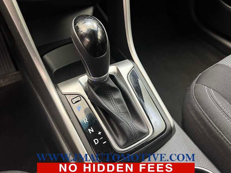 Used 2016 Hyundai Elantra GT image 28