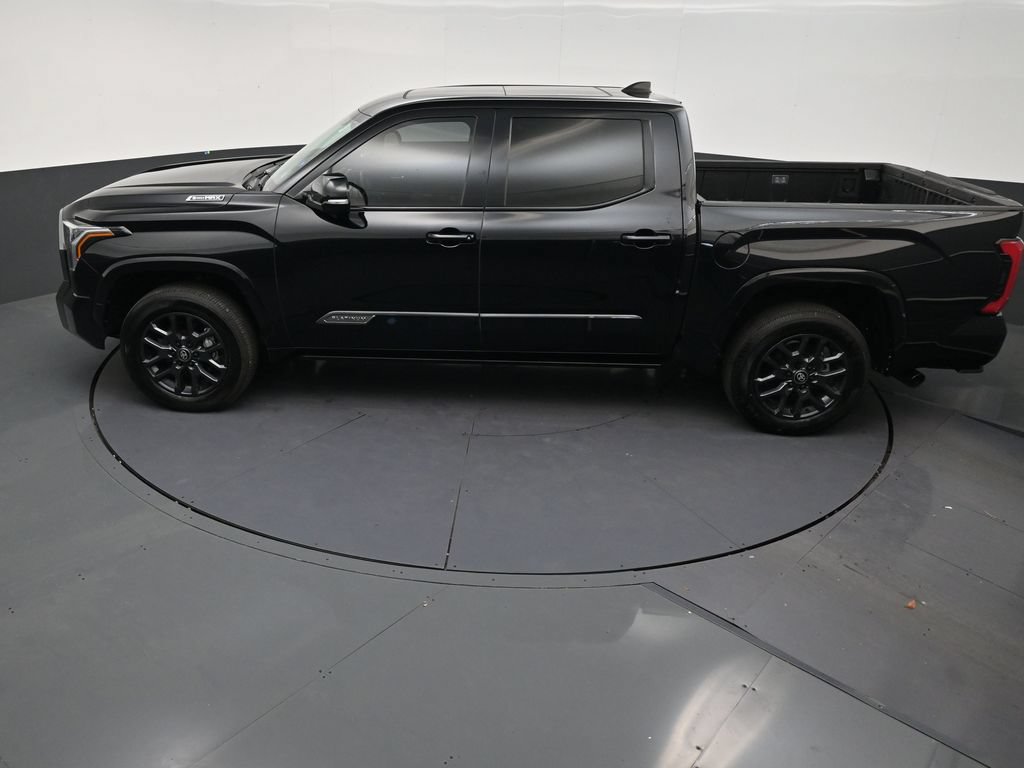 Used 2025 Toyota Tundra Platinum AWD/4WD image 13
