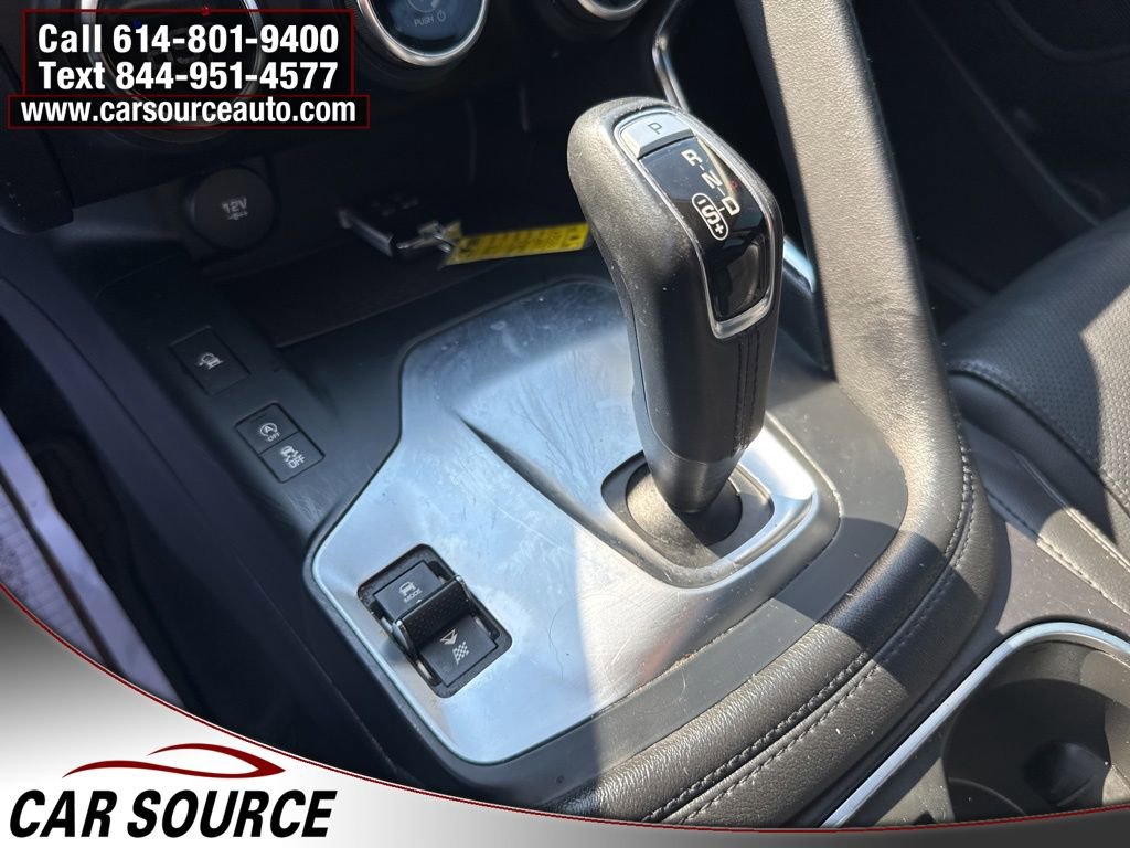 Used 2020 Jaguar E-PACE image 12