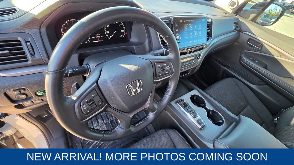 Used 2024 Honda Ridgeline Sport image 12