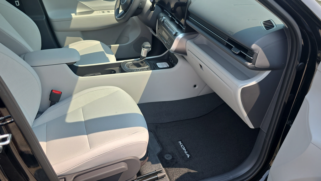 New 2026 Hyundai Kona SEL Sport AWD/4WD image 13