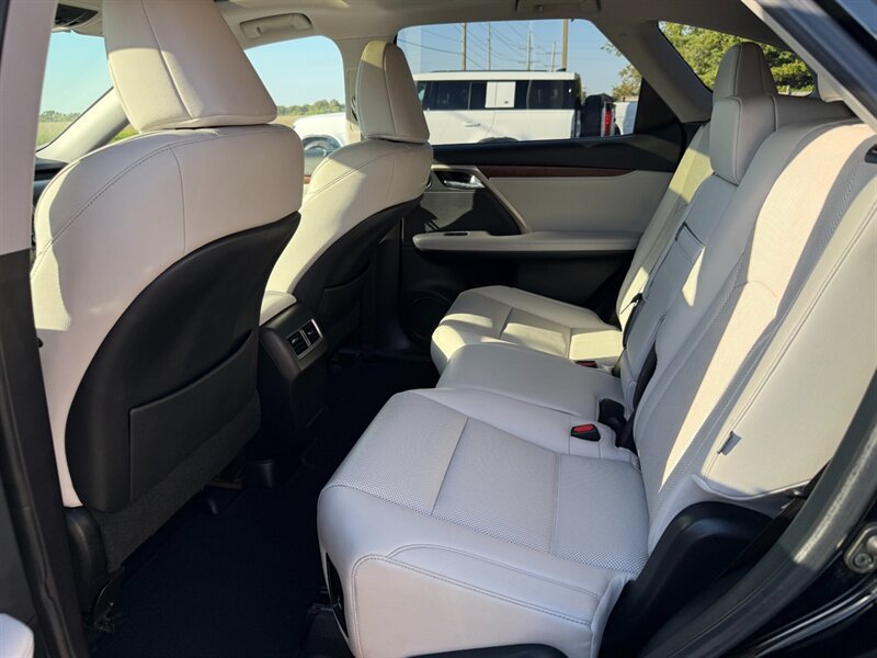 Used 2020 Lexus RX 350L FWD w/ Premium Package image 33