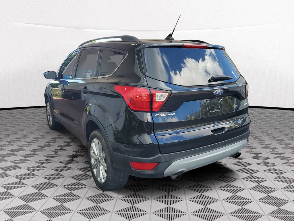Used 2019 Ford Escape SEL FWD image 4