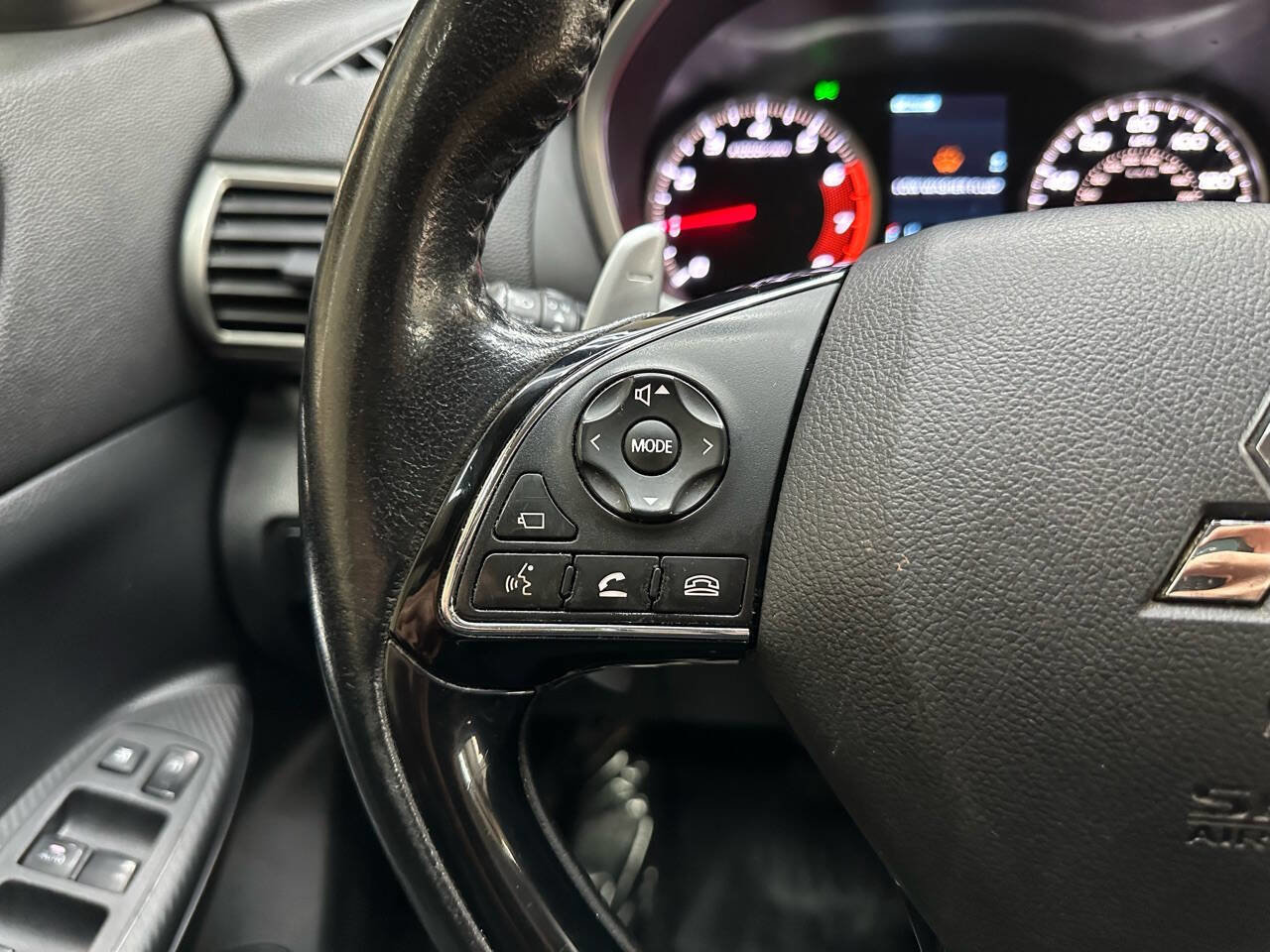 Used 2018 Mitsubishi Eclipse Cross SEL image 21