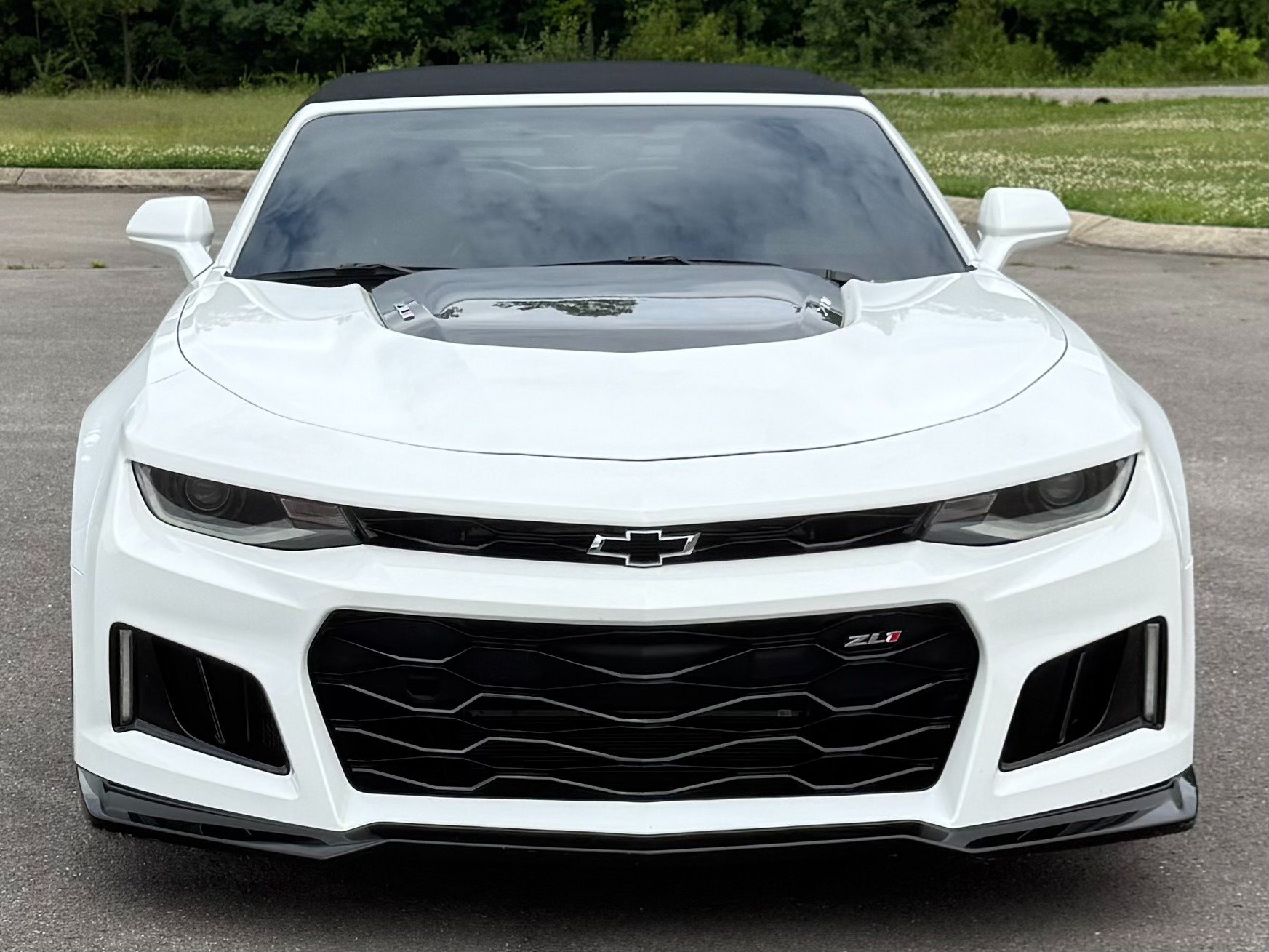 Used 2020 Chevrolet Camaro ZL1 RWD image 13