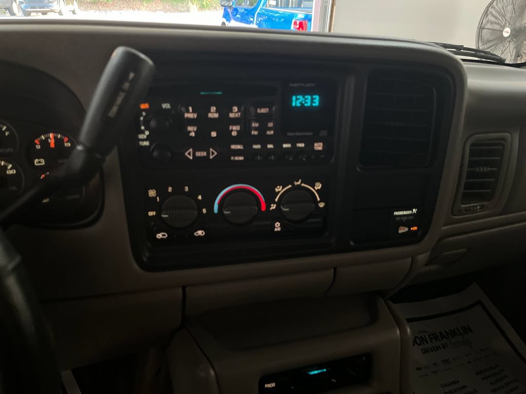 Used 2000 Chevrolet Silverado 1500 LS RWD image 19