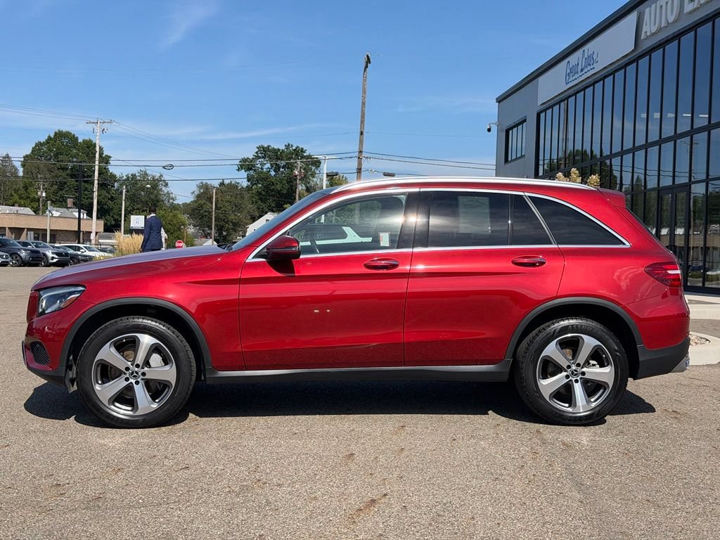 Used 2018 Mercedes-Benz GLC 300 4MATIC image 2