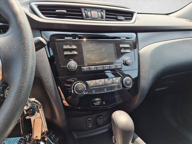 Used 2014 Nissan Rogue S AWD/4WD image 15