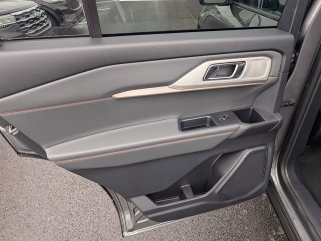 New 2026 Ford Explorer Active AWD/4WD image 11