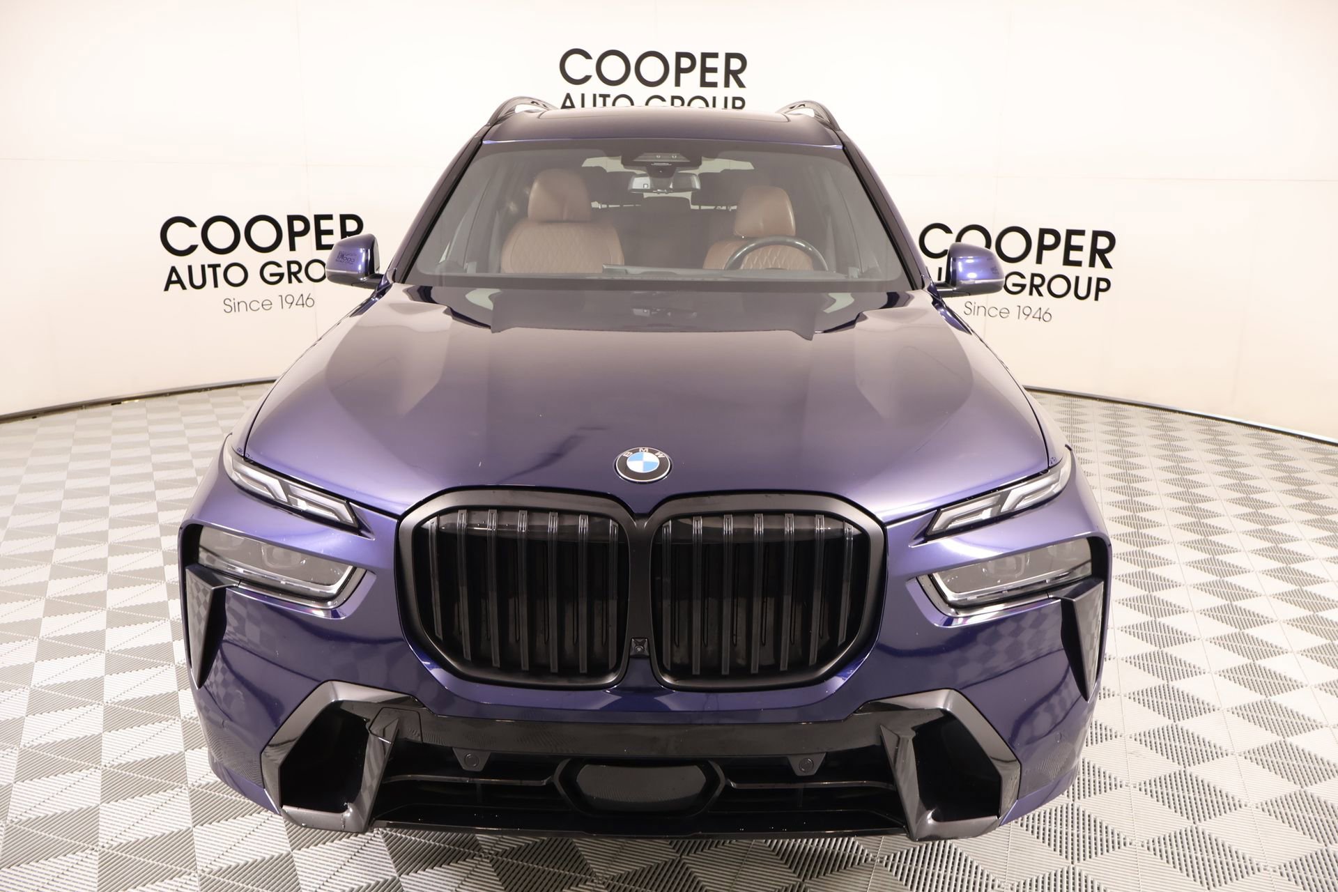Used 2024 BMW X7 xDrive40i w/ Executive Package AWD/4WD image 10