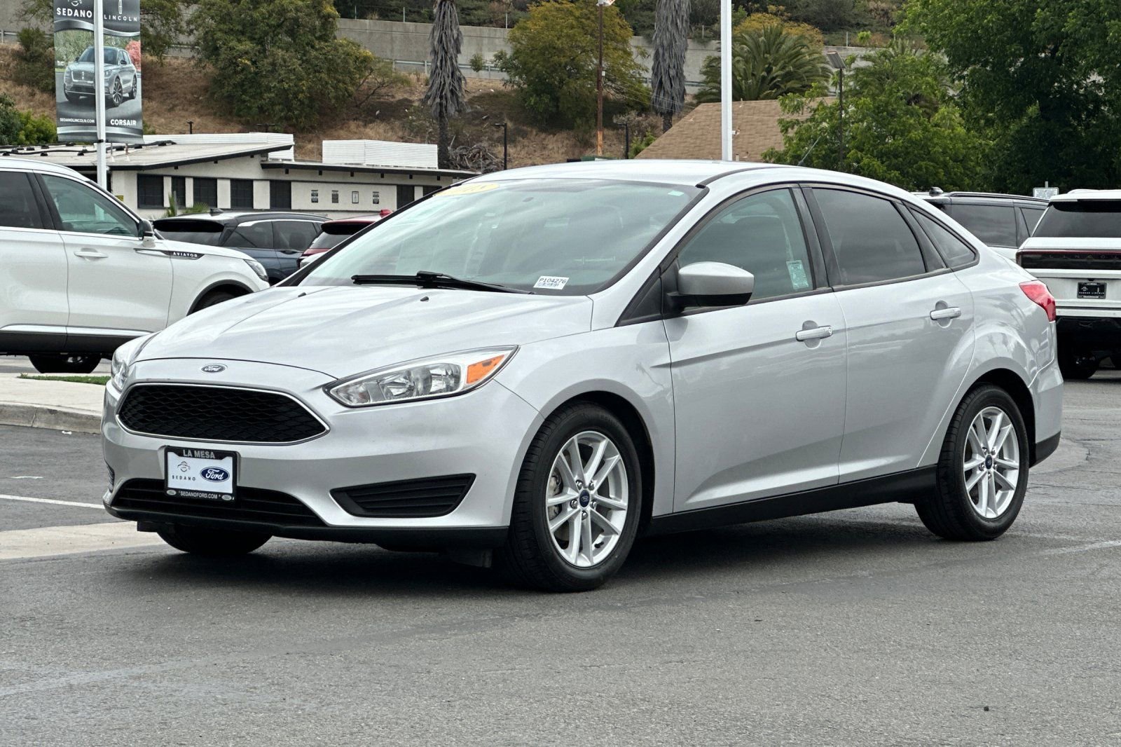 Certified 2018 Ford Focus SE FWD image 7