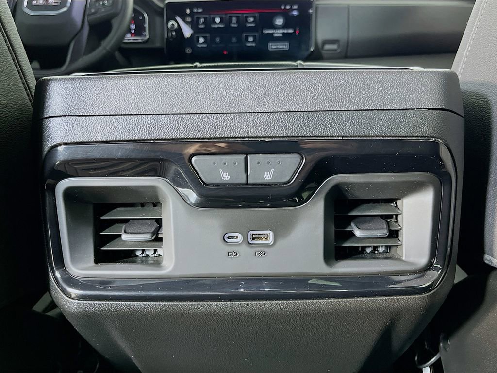 Used 2025 GMC Sierra 1500 AT4 w/ AT4 Premium Package AWD/4WD image 27