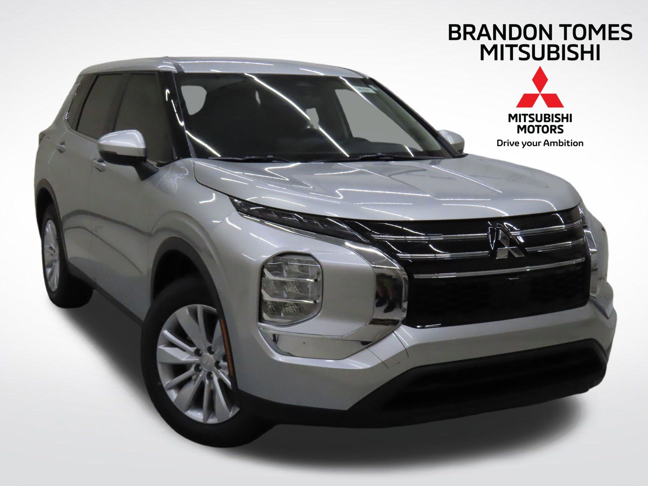 New 2025 Mitsubishi Outlander ES