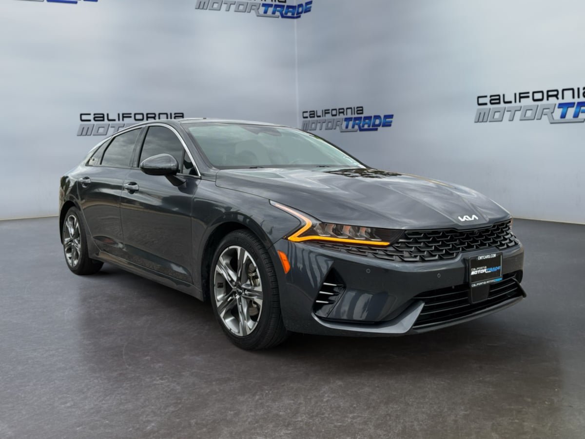 Used 2024 Kia K5 EX w/ EX Premium Package FWD image 3