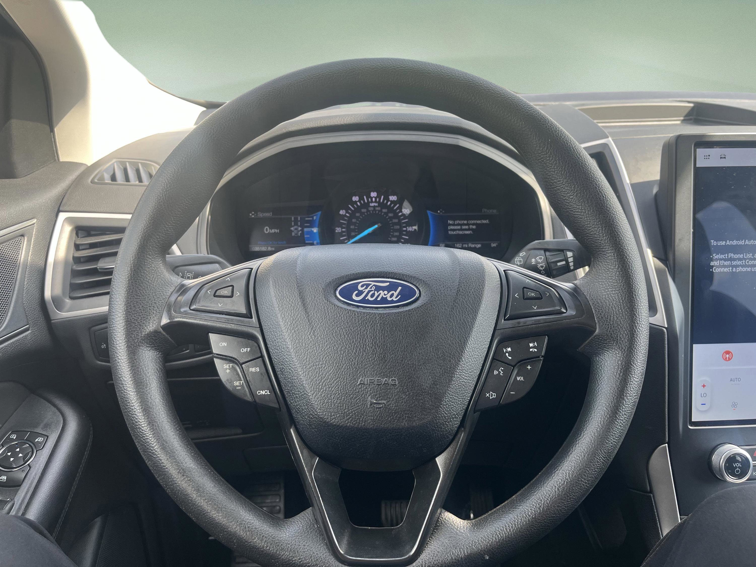 Certified 2022 Ford Edge SE w/ Black Appearance Package AWD/4WD image 12