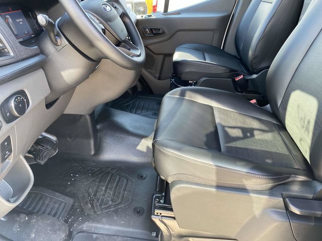 New 2026 Ford Transit 250 148 Medium Roof w/ Load Area Protection Package RWD image 13
