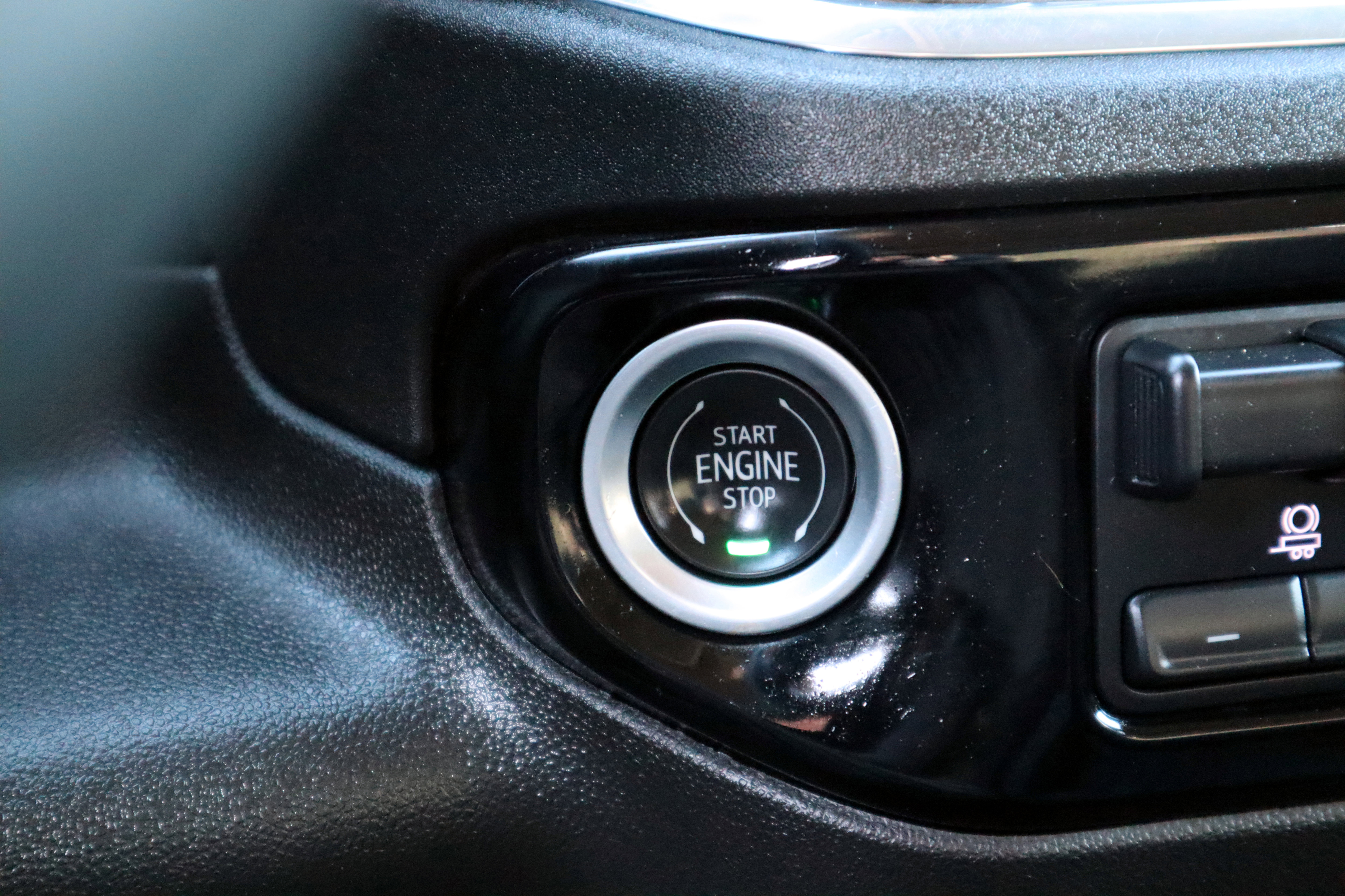 Used 2024 Chevrolet Silverado 3500 LT w/ Convenience Package image 26