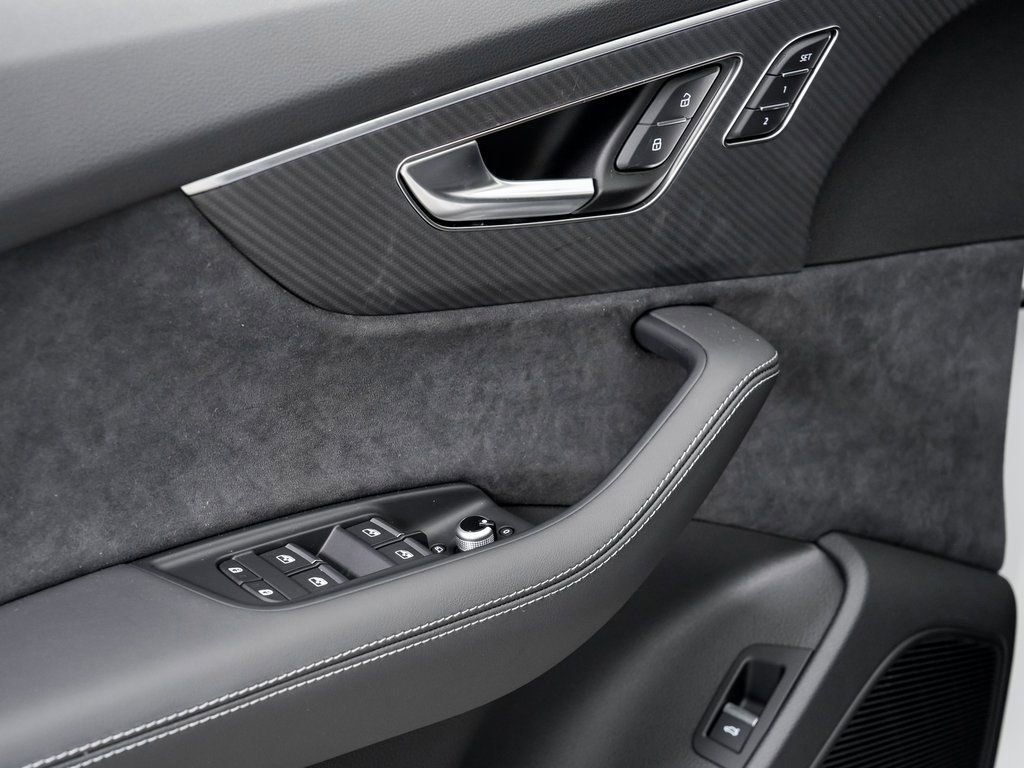New 2026 Audi SQ7 Premium Plus image 8