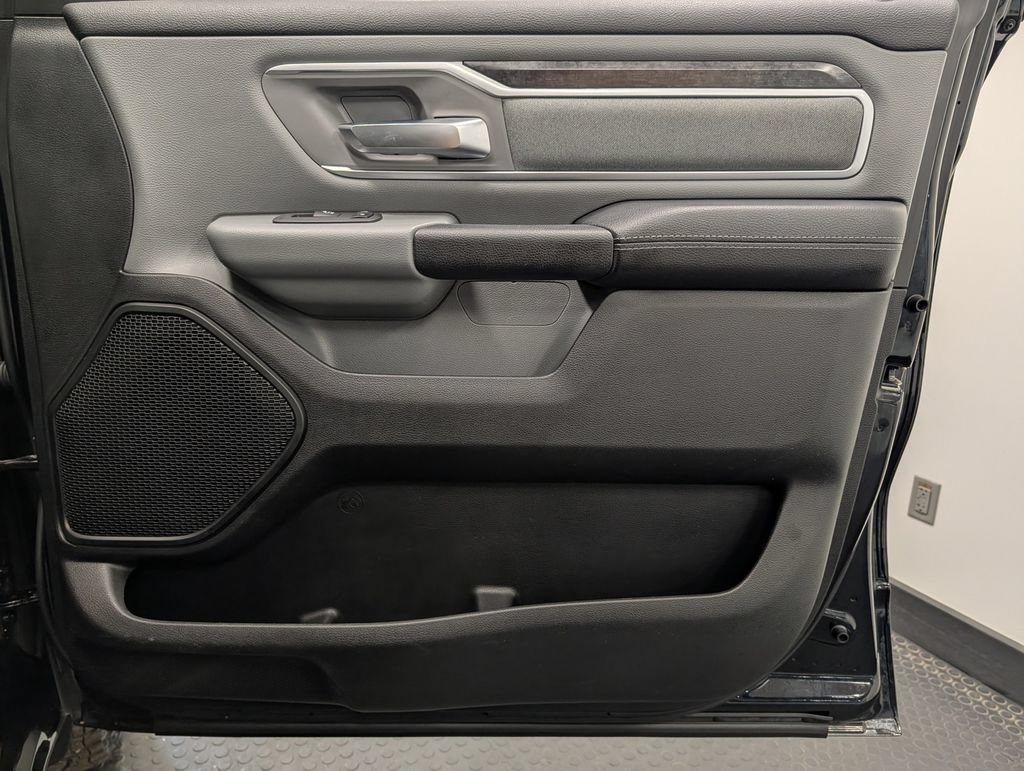 Used 2020 RAM 1500 Big Horn AWD/4WD image 28