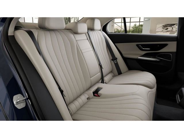 New 2026 Mercedes-Benz E 450 4MATIC Sedan image 5