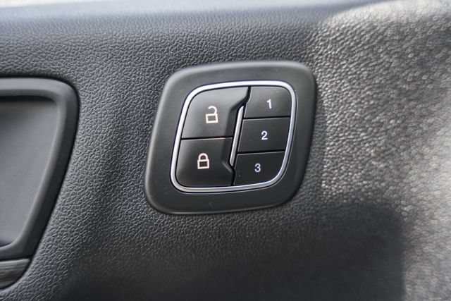 Used 2023 Ford Escape SE w/ PHEV Premium Package FWD image 40