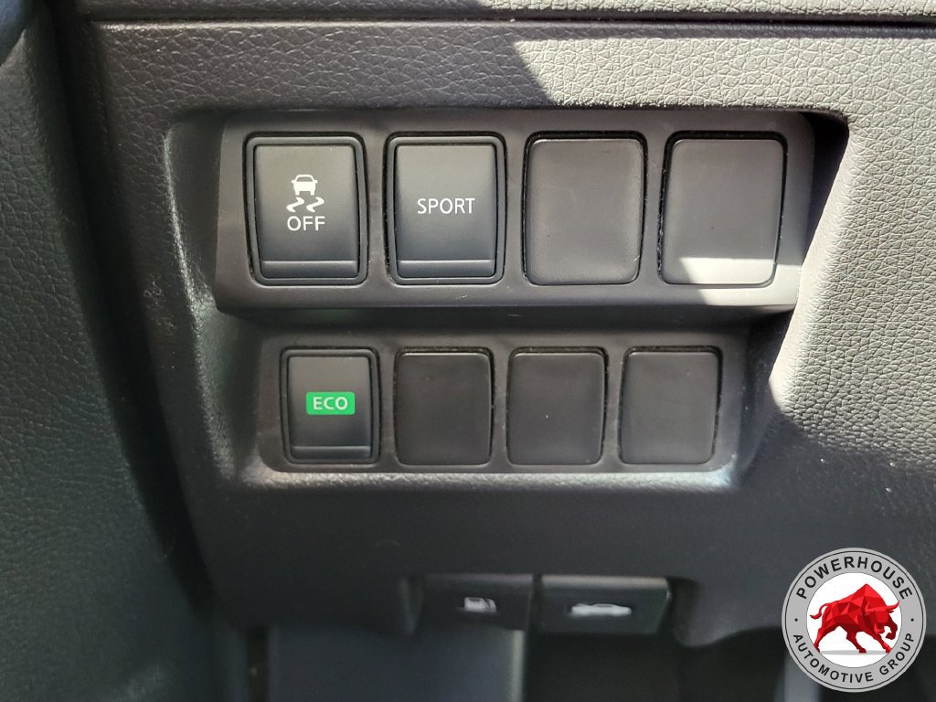 Used 2016 Nissan Rogue S FWD image 26