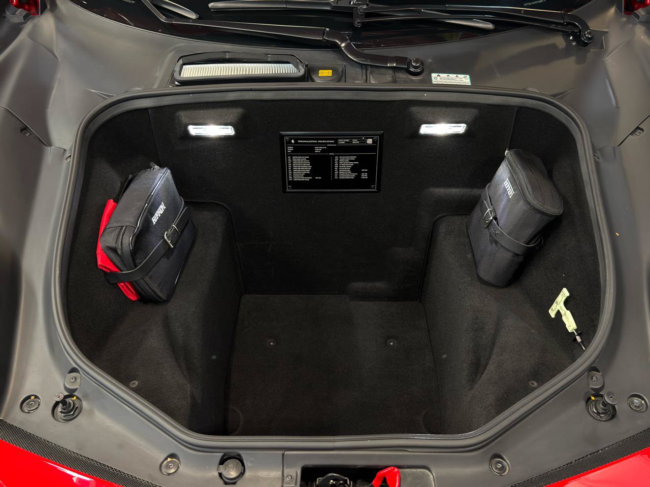 Used 2018 Ferrari 488 GTB RWD image 38