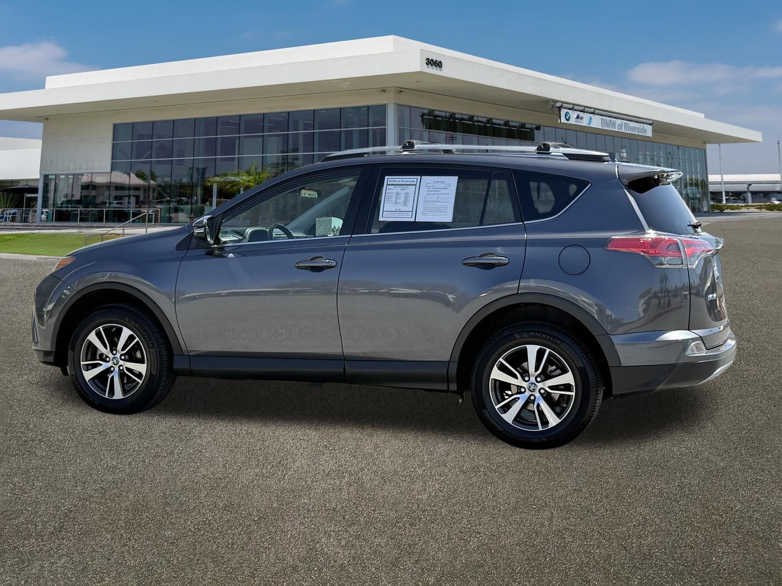 Used 2018 Toyota RAV4 XLE w/ Plus Extra Value Package image 7