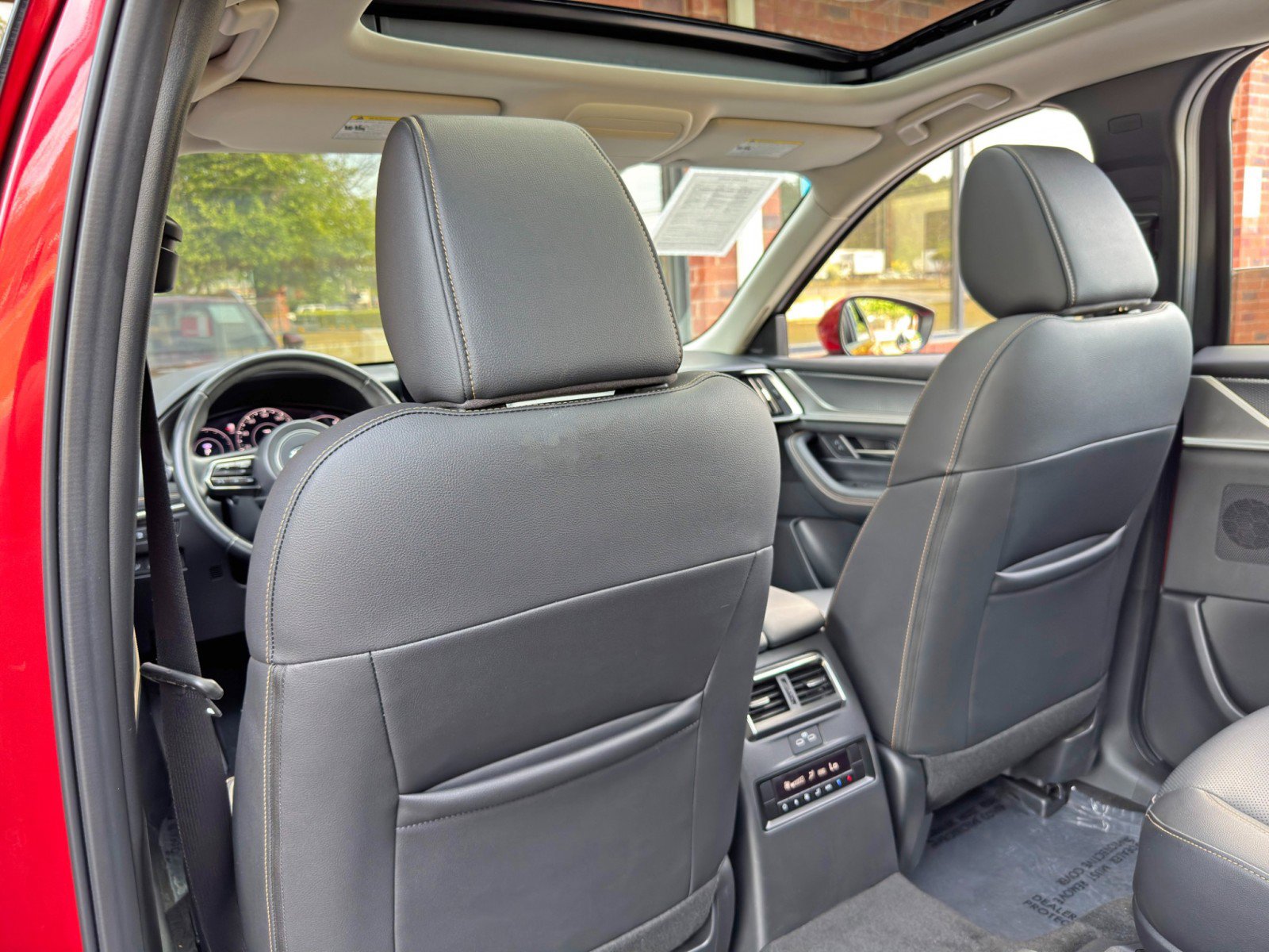 Used 2024 MAZDA CX-90 Plug-In Hybrid w/ Premium Pkg AWD/4WD image 36